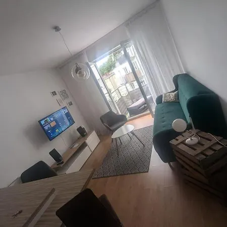 Apartament Przy Debowym Skwerze * שצ'צ'ין